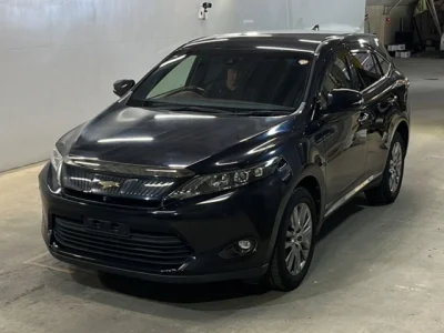 Toyota Harrier — фото