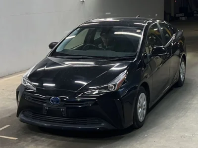 Toyota Prius — фото