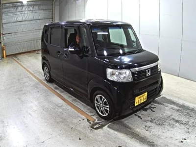 Honda N-Box — фото