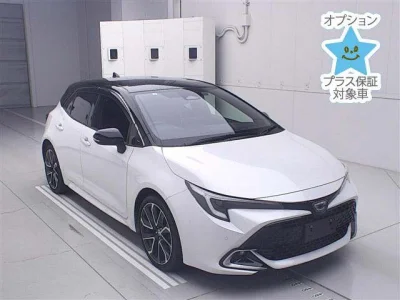Toyota Corolla Hatchback — фото