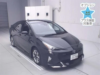 Toyota Prius — фото