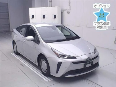 Toyota Prius — фото