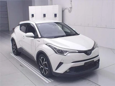 Toyota C-HR — фото