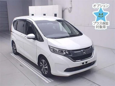 Honda Freed — фото