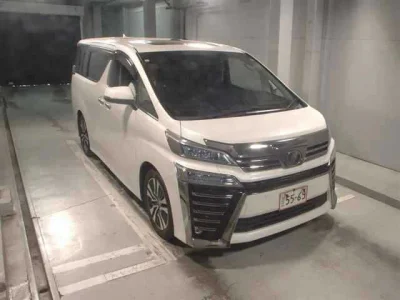 Toyota Vellfire — фото