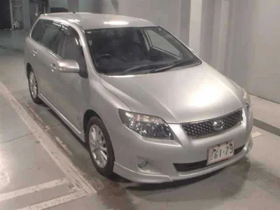 Toyota Corolla Fielder — фото