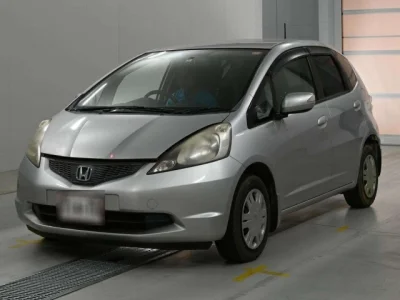 Honda Fit — фото