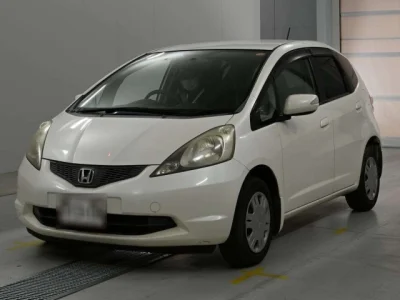 Honda Fit — фото