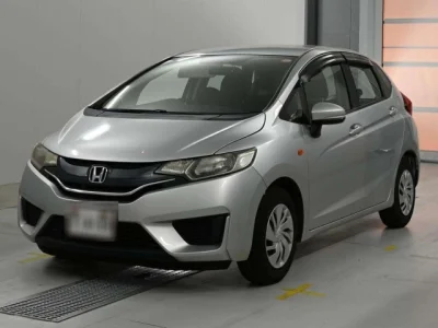 Honda Fit — фото