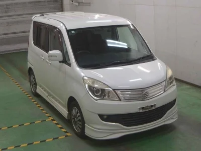 Suzuki Solio