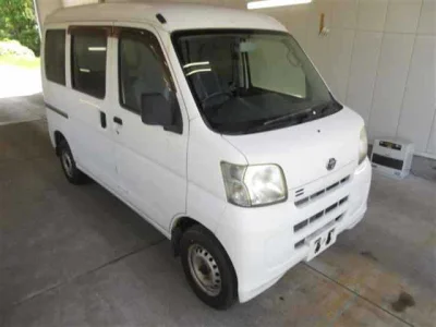 Toyota Pixis Van