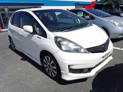 Honda Fit — фото