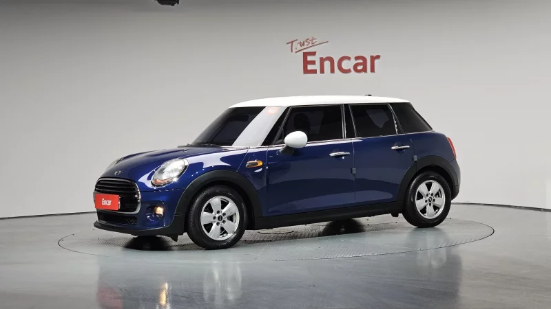 Mini Cooper — фото