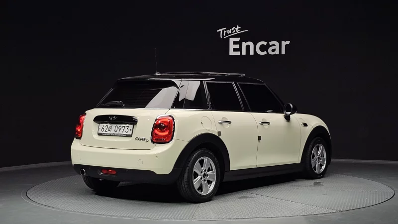 Mini Cooper — фото 2