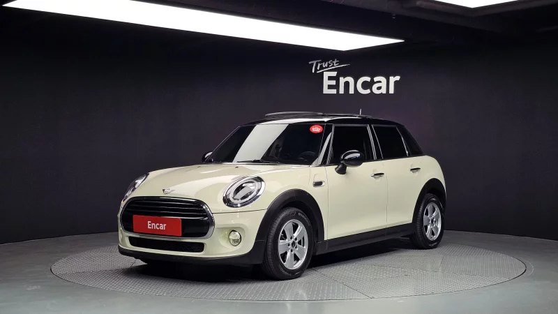 Mini Cooper — фото