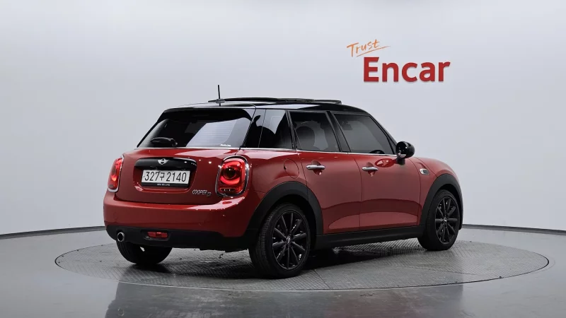 MINI Cooper — фото 2