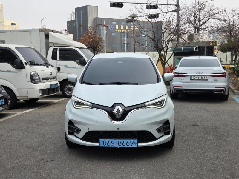 Renault ZOE — фото