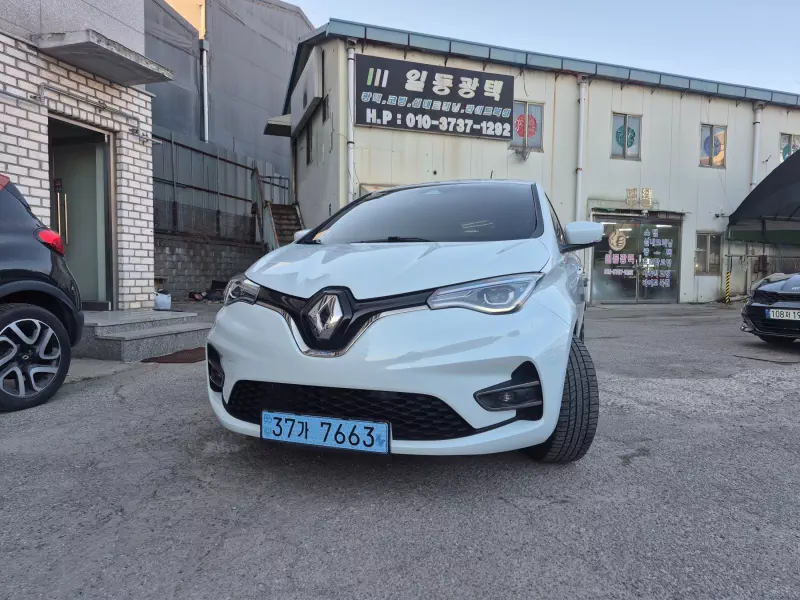 Renault ZOE — фото