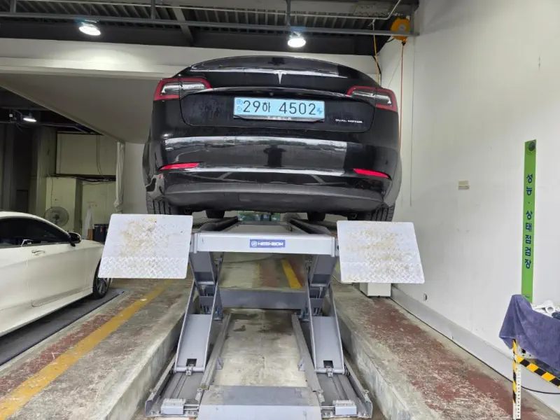 Tesla Model 3 — фото 2