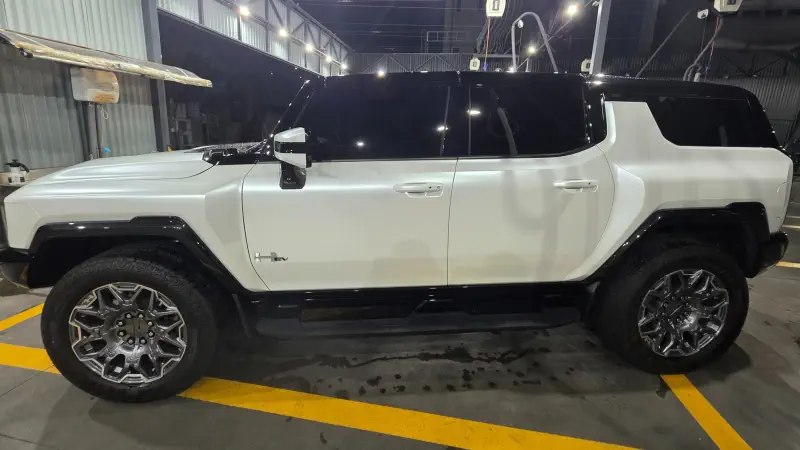 GMC Hummer EV — фото