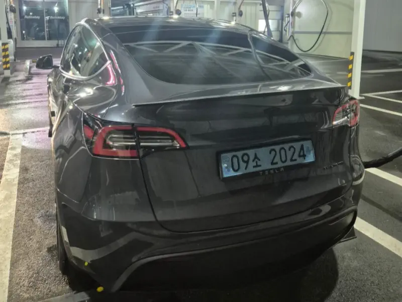 Tesla Model Y — фото 2