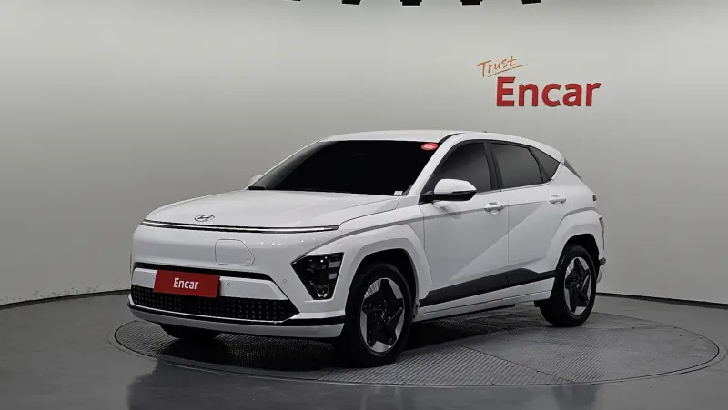 Hyundai Kona Electric — фото