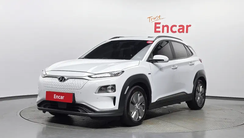 Hyundai Kona Electric — фото