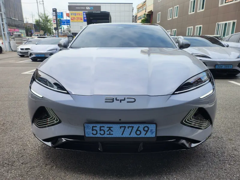 BYD Seal — фото