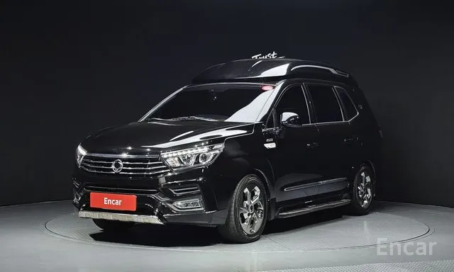 KG_Mobility_Ssangyong Korando Turismo 4WD Chateau 9 -seater — фото
