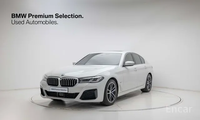 BMW 5 Series (G30) 520i M Sports — фото