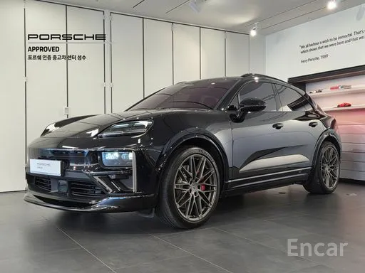 Porsche Macan EV Turbo — фото