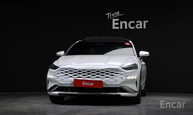 Kia K8 Hybrid Signature — фото 3