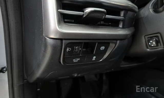 Hyundai Grandeur (GN7) 3.5 LPG 2WD (Taxi Type) — фото 16
