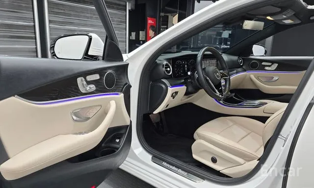 Mercedes-Benz E-Class W213 E250 avant -garde — фото 10