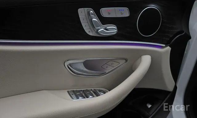 Mercedes-Benz E-Class W213 E250 avant -garde — фото 17