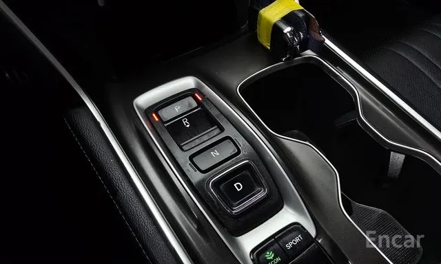 Honda Accord 10th generation 2.0 Turbo Sports — фото 9