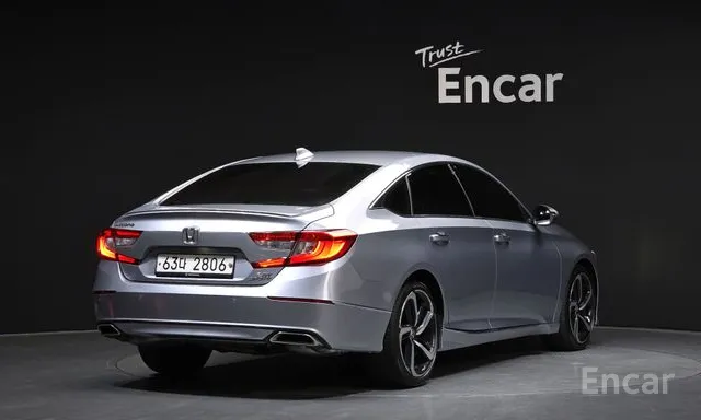 Honda Accord 10th generation 2.0 Turbo Sports — фото 2