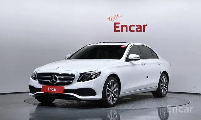 Mercedes-Benz E-Class W213 E300 4matic avant -garde — фото