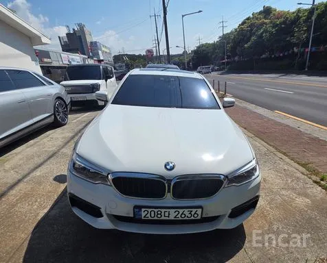BMW · 5 Series (G30) · 520d xDrive M Sports · 2017 г. — фото