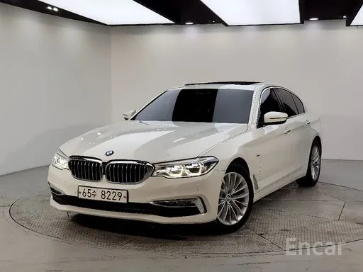 BMW · 5 Series (G30) · 520d luxury special edition · 2017 г. — фото