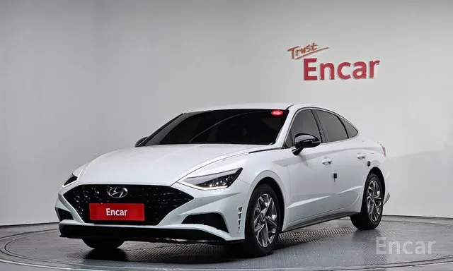 Hyundai · Sonata (DN8) · 2.0 · 프리미엄 플러스 · 2022 г. — фото
