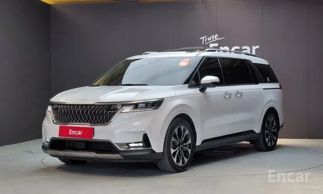 Kia · Carnival 4th generation · Gasoline 9 -seater signature · 2022 г. — фото