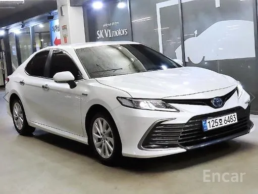 Toyota · Camry (xv70) · 2.5 LE Hybrid · 2023 г. — фото