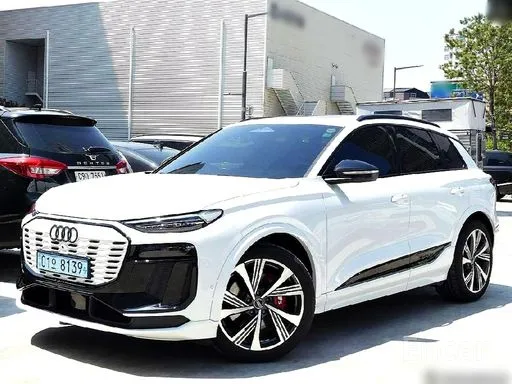 Audi · SQ6 e-Tron (GF) · Quattro · 2025 г. — фото