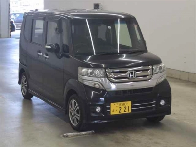 HONDA N BOX CUSTOM — фото