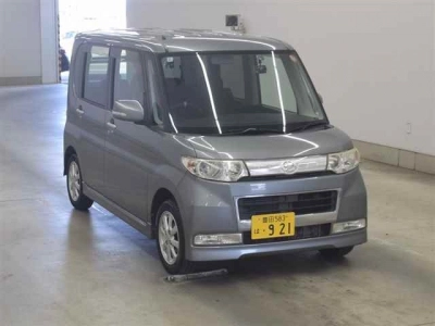 DAIHATSU TANTO — фото