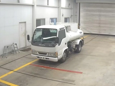 ISUZU ELF — фото