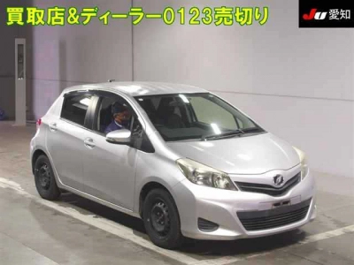TOYOTA VITZ — фото