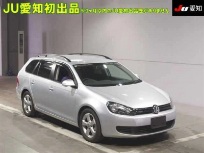 VOLKSWAGEN GOLF VARIANT — фото