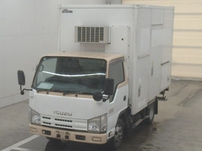 ISUZU ELF — фото